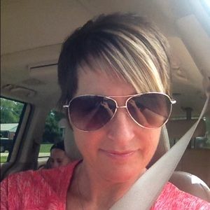 Meet your Posher, Tracy